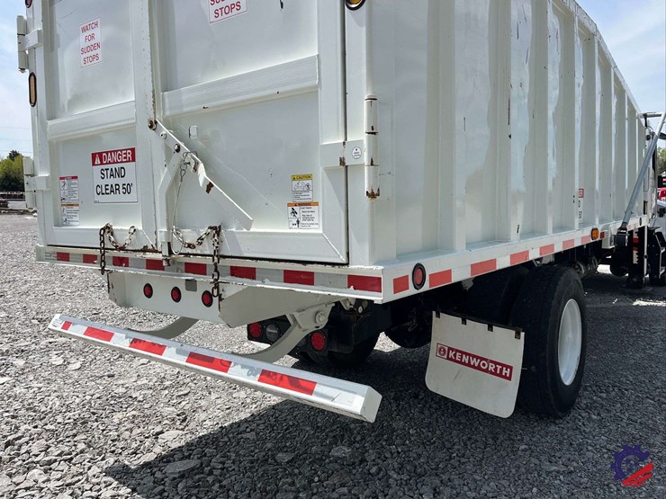 2025-kenworth-t380-image-50