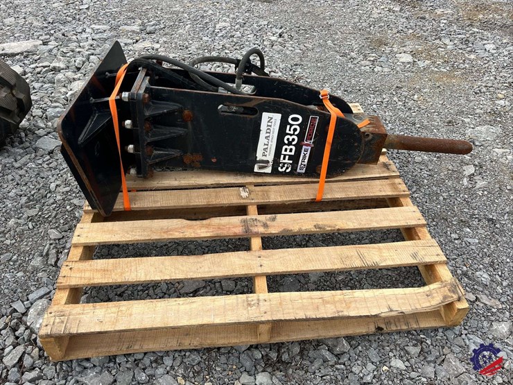 2017-paladin-sfb350-mini-skid-hydraulic-hammer-attachment-image-6