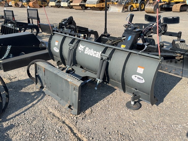 #2067-•-bobcat-96"-skid-steer-4-way-snow-blade-image-2