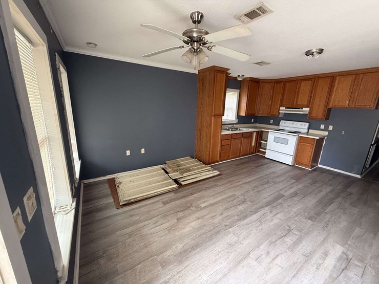 fema-cottage---2007-deer-valley-hb-mobile-home-image-12