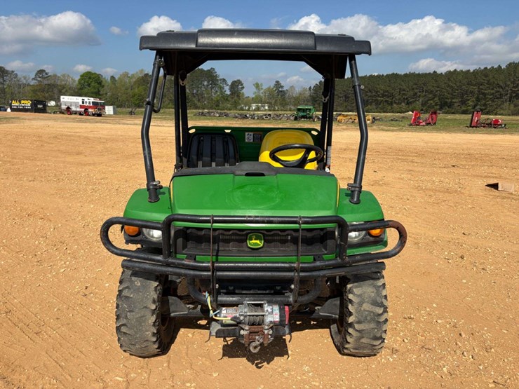 john-deere-gator-image-5