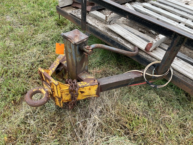 #4016-•-heavy-duty-single-axle-trailer-(no-title)-image-3