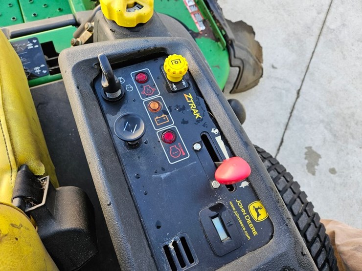 john-deere-777-image-21