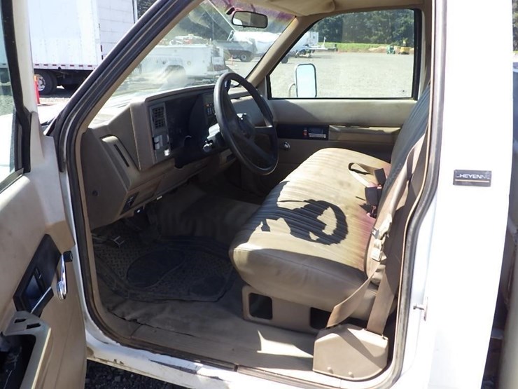 1994-chevrolet-3500-image-24