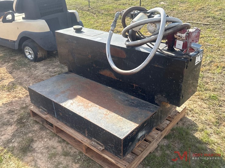 aux-fuel-tank-image-1