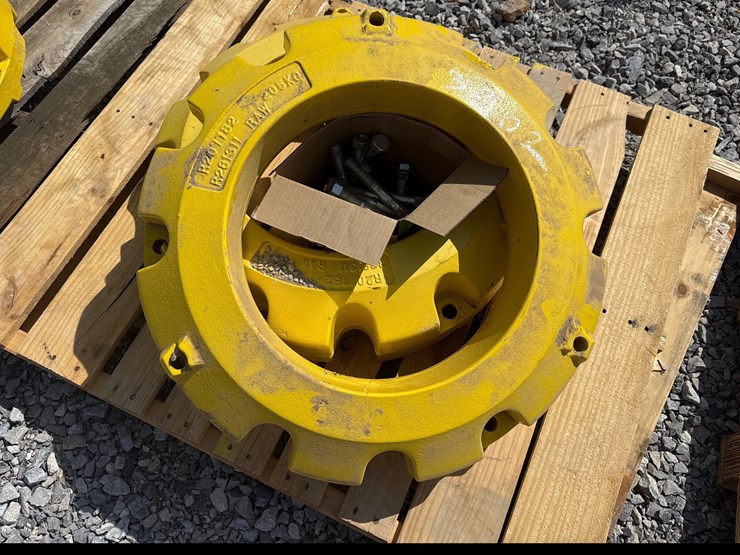 john-deere-2-image-1