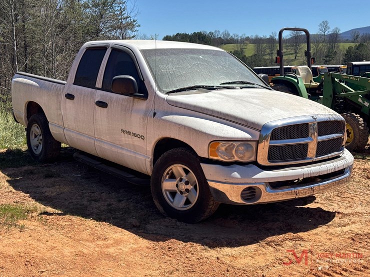 2003-dodge-1500-image-1