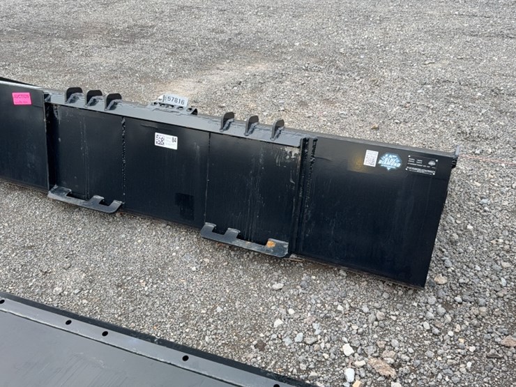 #2018-•-blue-diamond-84"-skid-steer-smooth-bucket-image-3