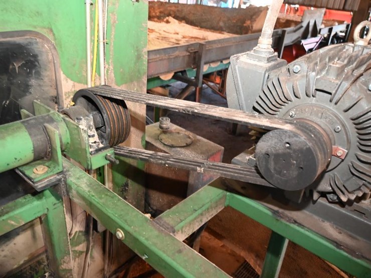 #118-•-56"-husk-with-top-saw-image-8