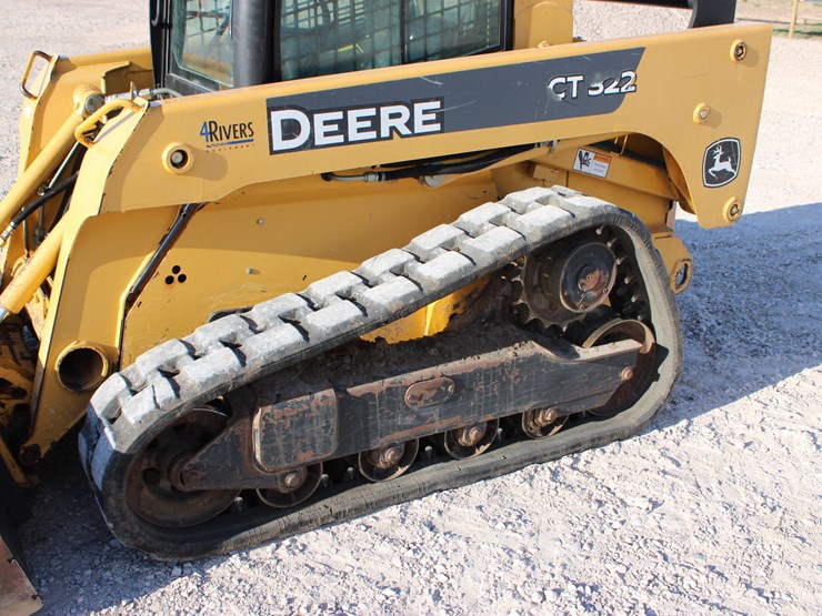 deere-ct322-image-19