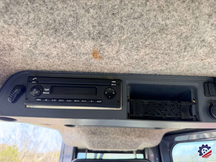 2018-deere-700k-xlt-image-41