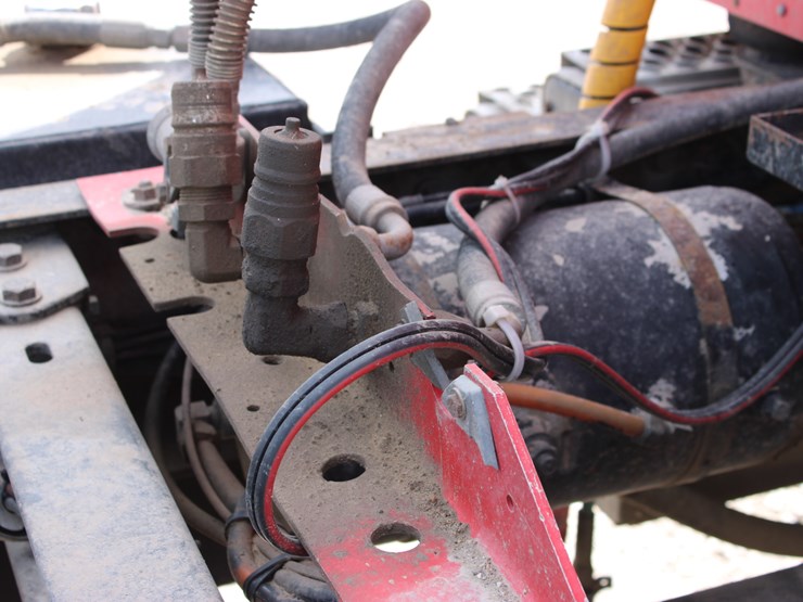 2004-kenworth-t800-image-27