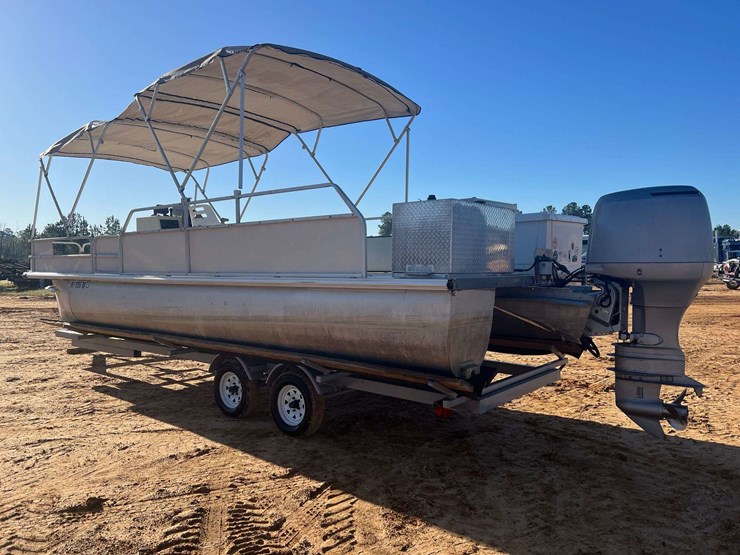 2000-all-aluminum-25'-pontoon-boat-w/-trailer-image-2