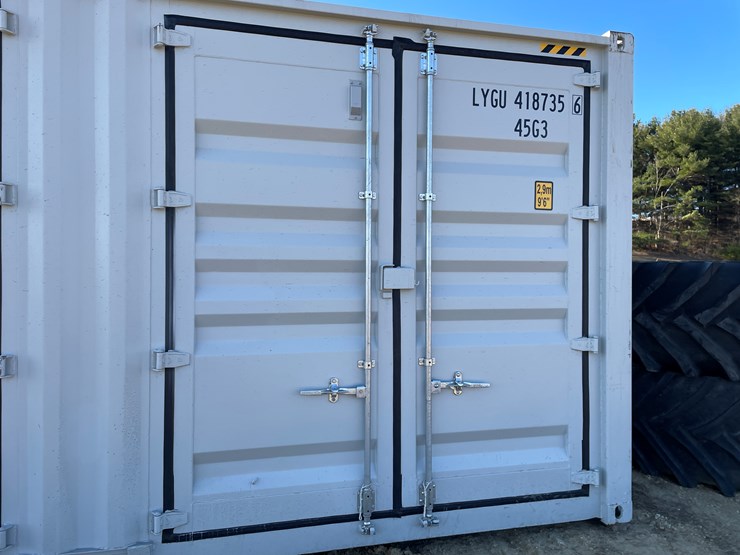 #111-•-40'-high-cube-multi-door-shipping-container-image-3