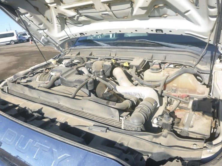 2015-ford-f550-image-26