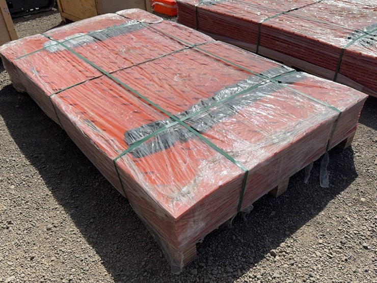 #1089-•-qty-(12)-4'-x-7'-ground-protection-mats-image-2