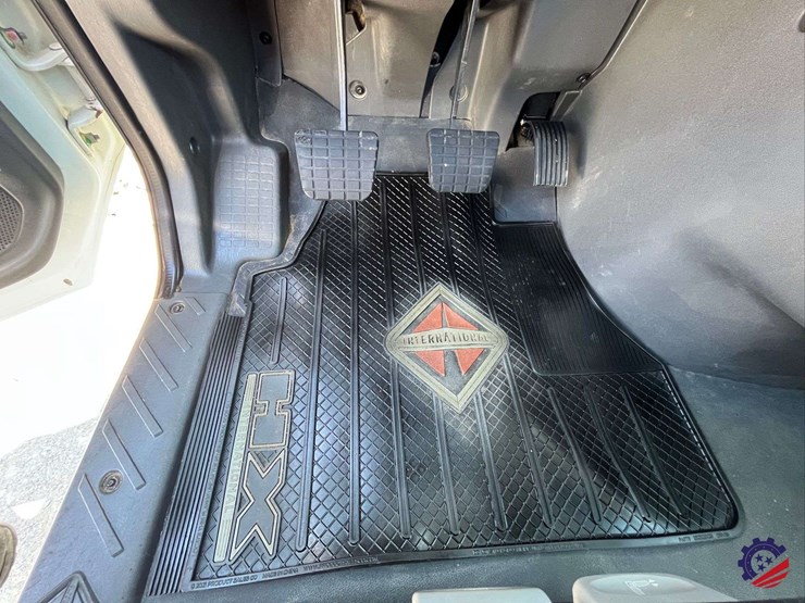 2024-international-hx520-image-88