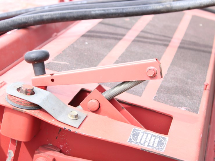 case-ih-wdx1701-image-36