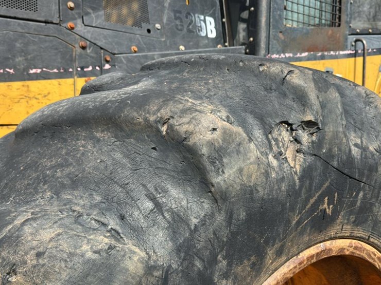 caterpillar-525b-image-31