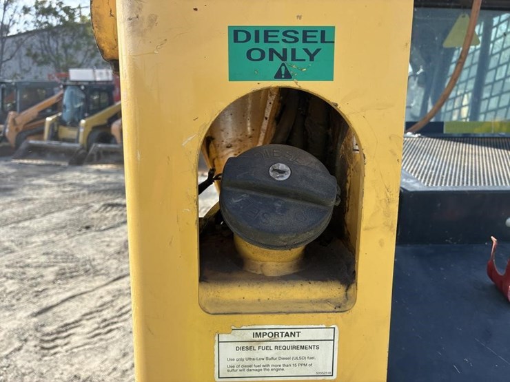 2018-yanmar-s220r-image-29