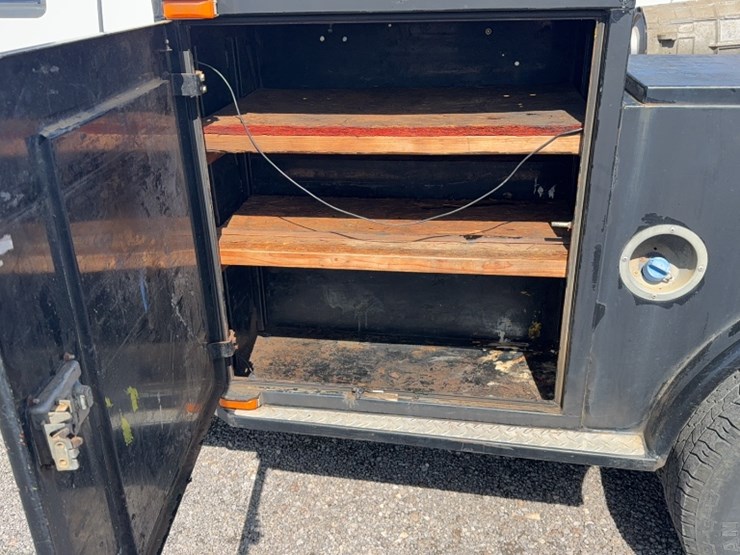 2012-ford-f350-image-17