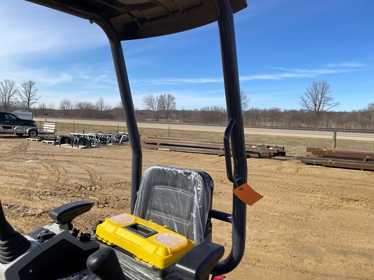 #1034-•-new-ats-me18-mini-excavator-image-33