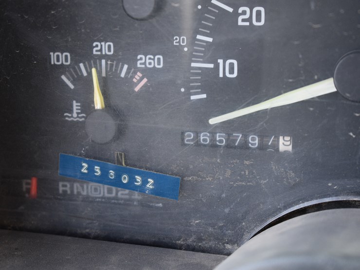 1993-chevrolet-silverado-3500-image-27