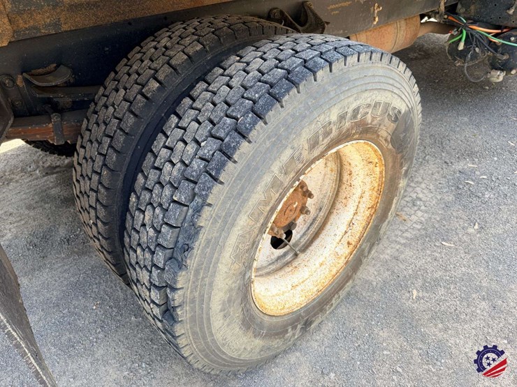 2007-international-7400-image-19