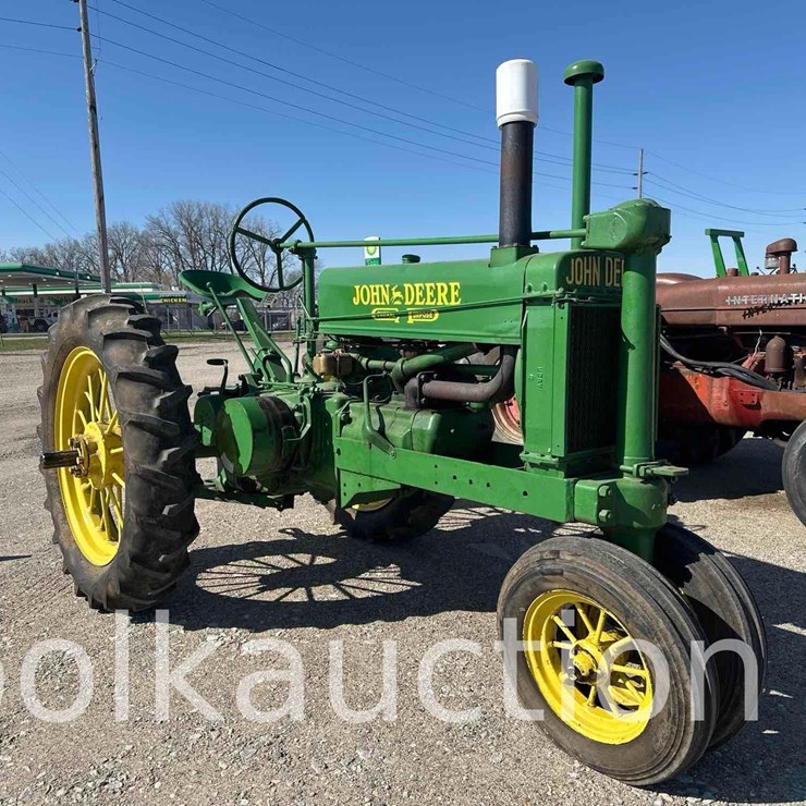 JOHN DEERE A