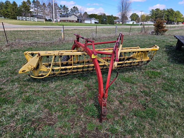 new-holland-258-image-8