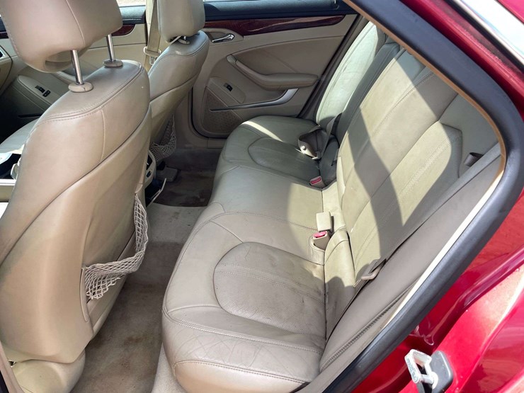 2008-cadillac-cts-4-door-sedan-(240,710-miles)-image-14