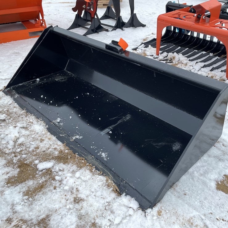#2041 • Skid Steer Mount 78" Bucket with Blade
