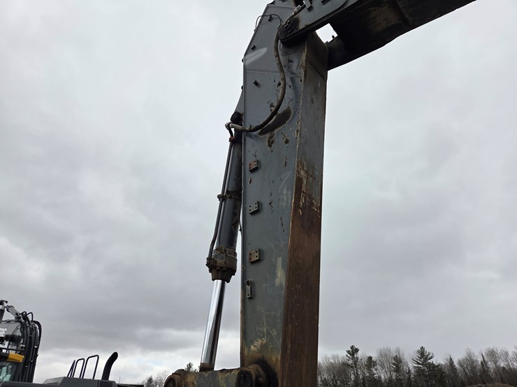 deere-470g-lc-image-17