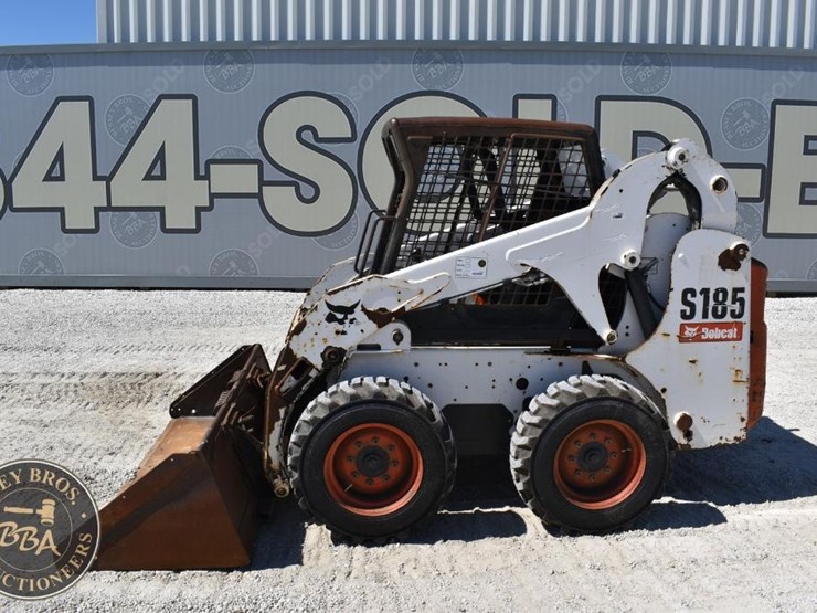 2008-bobcat-s185-image-4