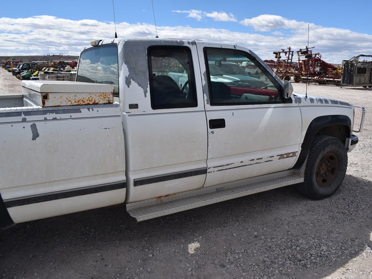 1993-chevrolet-silverado-3500-image-52