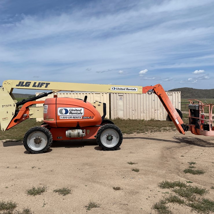 #3999 • JLG Lift 600 AJ