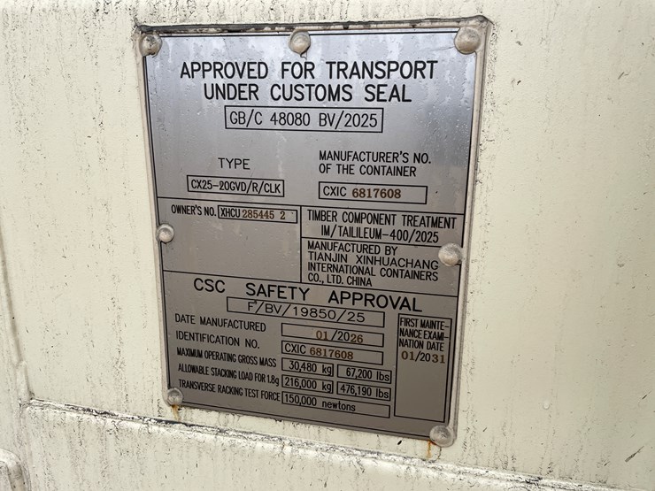 #115-•-20'-shipping-container-image-19