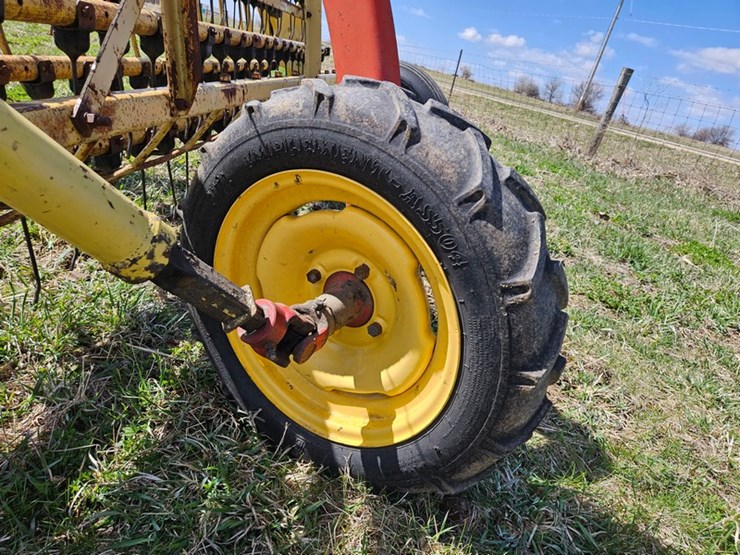 new-holland-258-image-20