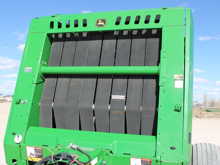 2022-john-deere-560r-image-15