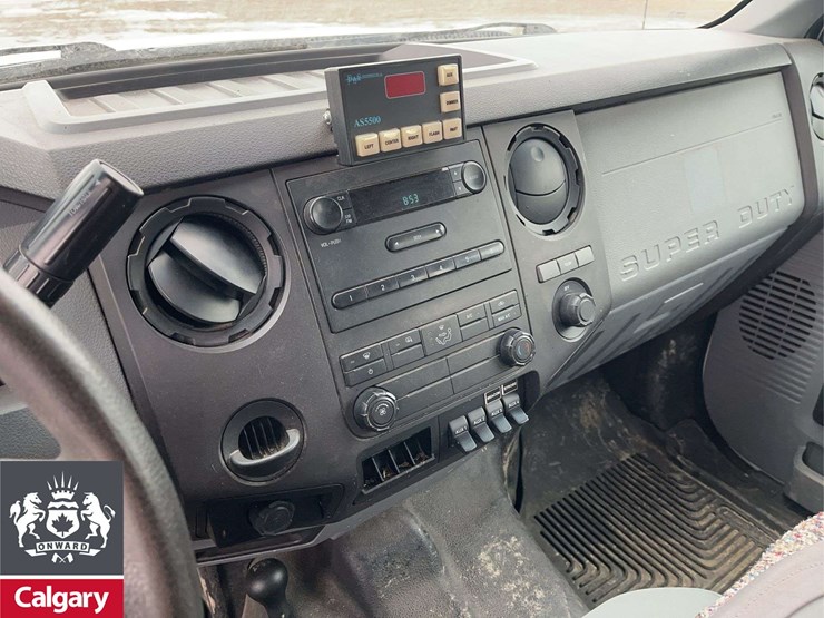 2015-ford-f550-image-15