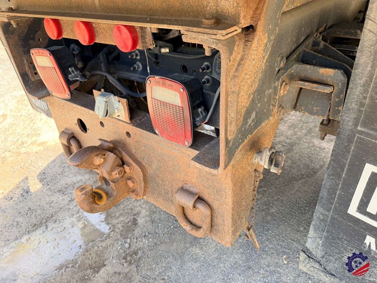 2007-international-7400-image-14