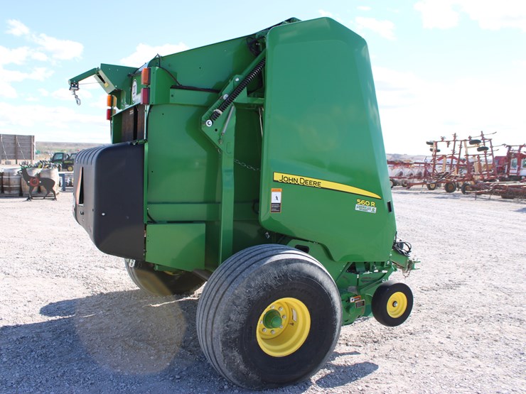 2022-john-deere-560r-image-48