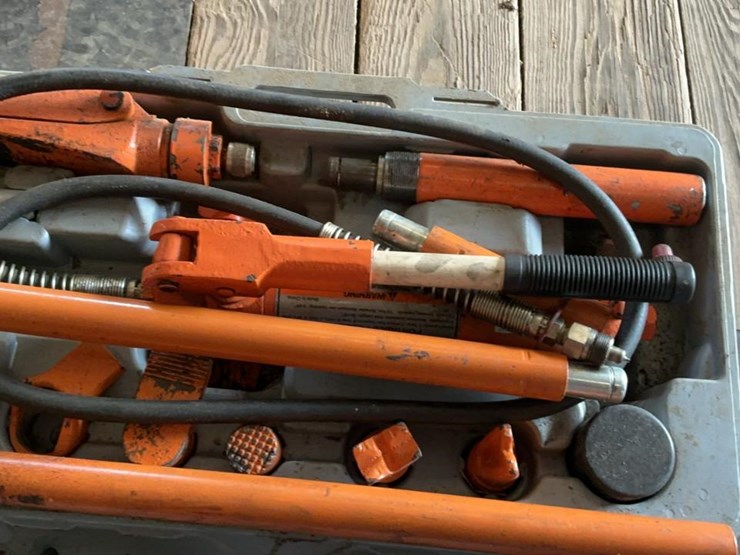 #103-•-central-hydraulics-portable-puller-image-6