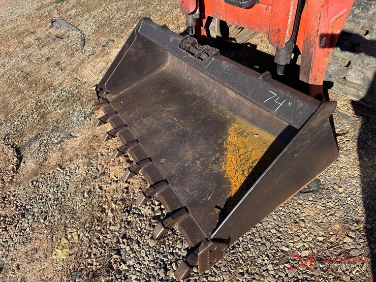 2017-kubota-svl75-2-image-6