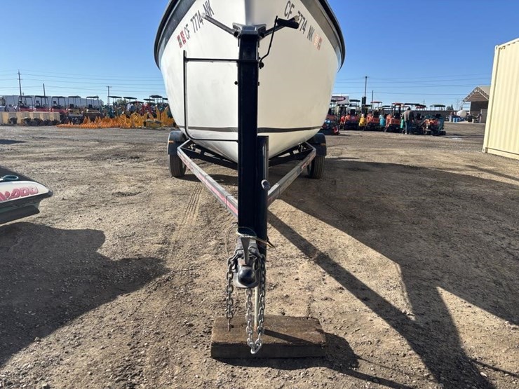 1995-unknown-trailer-image-31