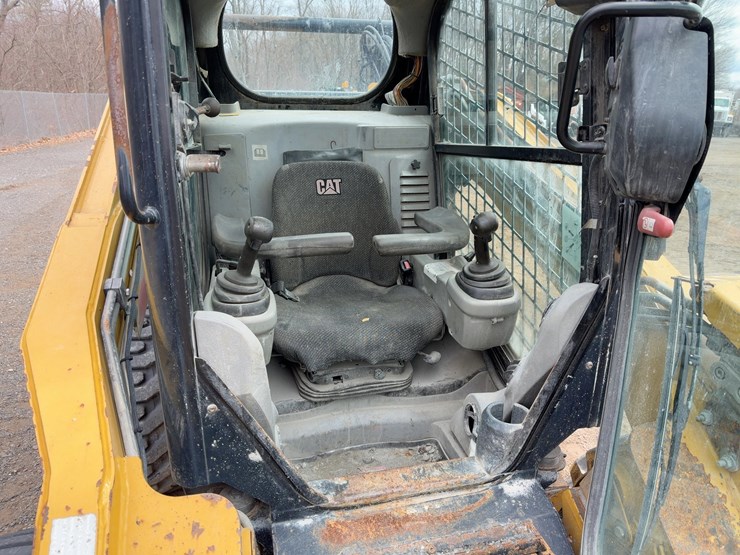 2011-caterpillar-272c-image-17