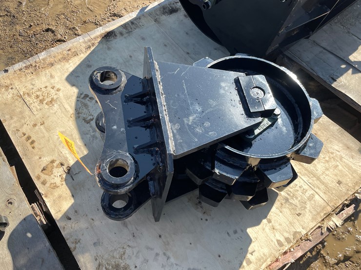 caterpillar-307-image-5