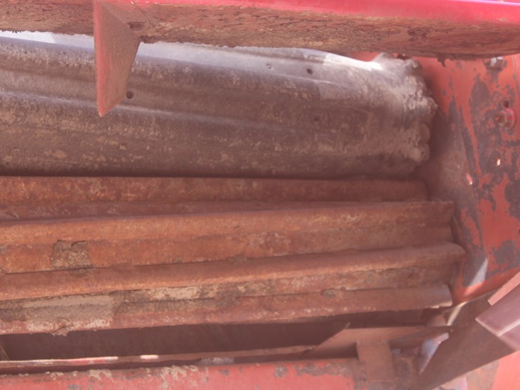 hesston-1170-image-31