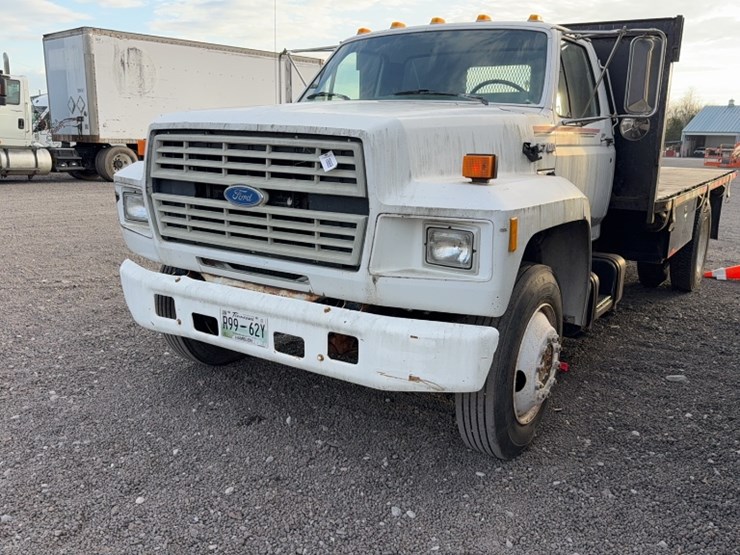 1994-ford-f700-image-1