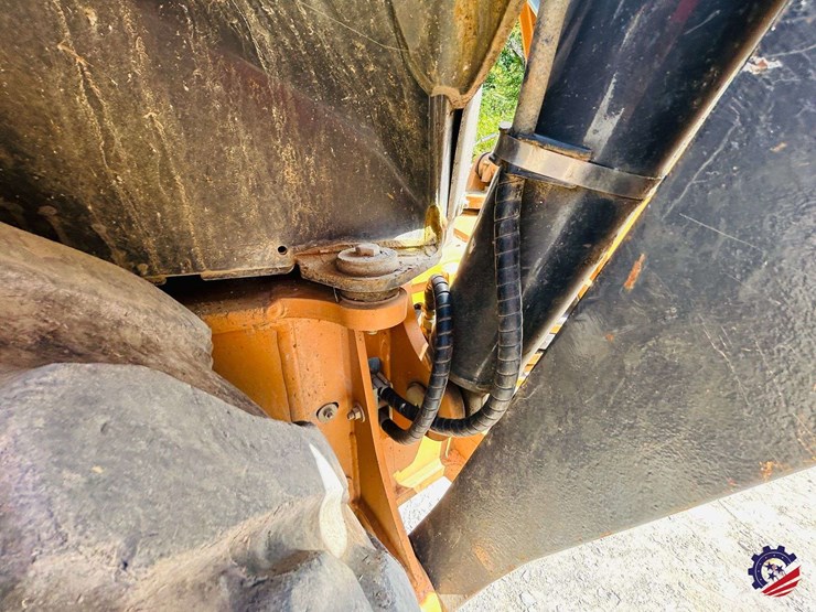 2021-case-580n-image-45